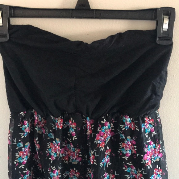 Fun strapless dress - Picture 2 of 3